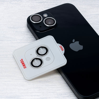 Torrii BODYGLASS 抗菌塗層鋁合金框相機鏡頭玻璃保護貼 for iPhone 15 (銀色邊框)